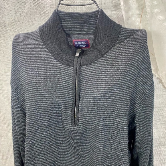Untuckit 100% Merino wool 3/4 zip striped knit sweater size L - Picture 2 of 8